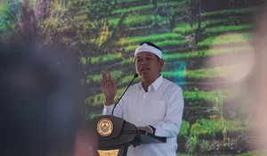 Langkah Spektakuler Gubernur KDM: Angkot Tua Disulap Jadi Mobil Listrik, Bandara Husein Sastranegara Kembali Bertaji!