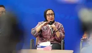 Diteror Hingga 'Berdiri di Tepi Jurang', Nanik S Deyang Mundur Dari BGN!