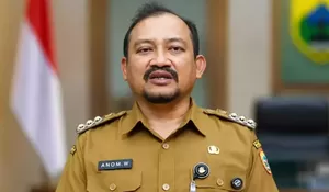 OTT KPK Bongkar Dugaan Suap Proyek dan Jual Beli Jabatan, Bupati Pemalang Anom Widiyantoro Ikut Terjaring