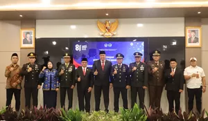 HUT Kemerdekaan RI ke-81, Wali Kota Bekasi Serahkan Remisi di Lapas Kelas IIA