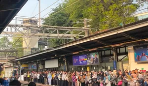 'Hari Terlambat Sampai Kantor Se-nasional', Akun Threads Commuter Line Unggah Permintaan Maaf
