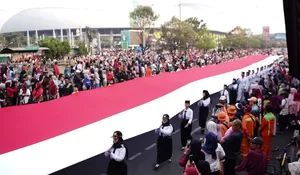 Parade Budaya Memikat, Ribuan Warga Padati PNBK hingga Putar Roda Ekonomi Kota Bekasi