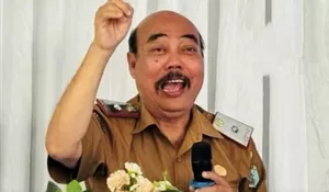 Kepung Karhutla Sintang, Sekda Kartiyus Desak Menteri Kehutanan Turun Tangan Persenjataan Personel