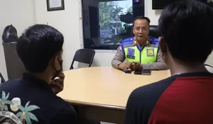 Viral Truk Ugal-ugalan dari Suramadu hingga Dupak, Polisi Jatuhkan Tilang