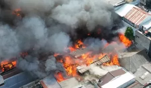Lautan Api Hanguskan 114 Rumah di Batu Ceper Jakarta Pusat, Ratusan KK Terdampak