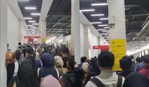 Penutupan Stasiun Karet Dinilai Tidak Efektif, Penumpang Menumpuk di BNI City