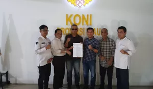 Resmi Terima SK, KONI Kabupaten Rokan Hulu Siapkan Agenda Strategis Jangka Pendek dan Jangka Panjang