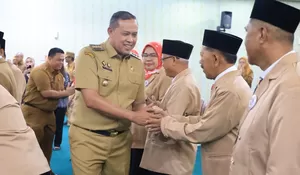 Wali Kota Bekasi Bakar Semangat Lansia, Dorong Tetap Aktif Berkarya dan Bahagia
