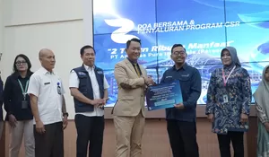 PERINGATI HARI ULANG TAHUN KE-2 PT ANGKASA PURA INDONESIA, BANDARA JUANDA SALURKAN BANTUAN SEMBAKO, SANTUNAN ANAK YATIM DAN TANAM 7.000 BIBIT POHON