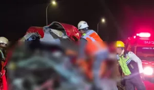 Tragedi Berdarah Tol Jombang-Mojokerto: Hiace Oleng Hantam Truk Gipsum, 4 Orang Tewas