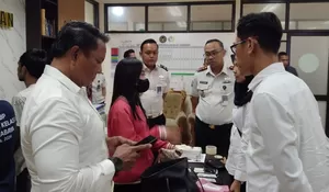 Pengunjung Perempuan Bawa 2 Pocket Diduga Sabu ke Rutan Surabaya, Petugas Bongkar Modus Jahit Tas
