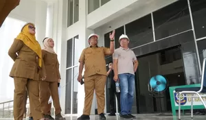 Bupati Anton Sidak Gedung Baru DPRD Rokan Hulu, Pastikan Mutu Pekerjaan MEP dan Kejar Target Penyelesaian