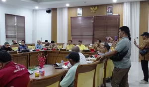 RDP Berjalan Pincang, Pimpinan Utama PT SBS Mangkir Saat Warga Menuntut Hak