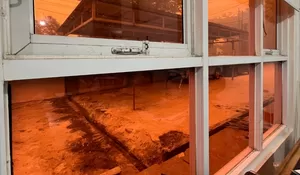 Imbas Kabut Asap Karhutla: Langit Palangka Raya Menguning Pekat dan Warga Kesusahan Bernapas