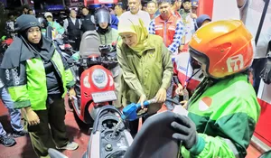Khofifah Pastikan Stok BBM Jatim Aman hingga Akhir Oktober, SPBU Diminta Benahi Distribusi