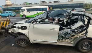 Kecelakaan Mobil Listrik Wuling Binguo di Tol Ancol, Lalu Lintas Sempat Tersendat.