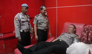 Polresta Sidoarjo Bersama Masyarakat dan Netizen Donorkan Darah Peringati 75 Tahun Humas Polri