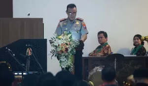 Wakapolda Jatim Gelar Minggu Kasih di GKJW Waru Sidoarjo, Ingatkan Bahaya Hoaks dan Bullying