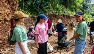 Remaja Desa Mekarmulya Pilih Angkut Batu untuk TMMD daripada Sibuk Joget Konten Media Sosial