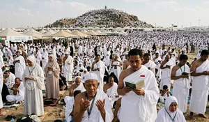 Jelang Wukuf di Arafah, DPR Pastikan Jemaah Haji Tak Lagi Berebut Tenda dan Kasur