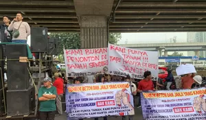Warga Sekitar RS Budi Lestari Tuntut Prioritas Kerja untuk Warga Lokal 