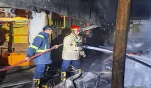 Api Lahap Lapak PKL di Pasar Ramayana Cikarang, Pedagang Panik Selamatkan Barang Dagangan