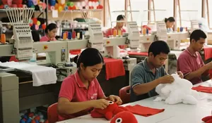 UMKM Bekasi Bertahan di Tengah Dolar Menguat dan Melemahnya Daya Beli Masyarakat