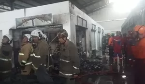 Kebakaran Hebat Landa Pasar Modern BSB, Diduga Dipicu Tabung Gas Bocor