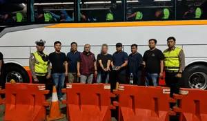 Polda Jateng Bongkar Peredaran Sabu Modus Bus Antarprovinsi, Seorang Kondektur Dibekuk di Semarang