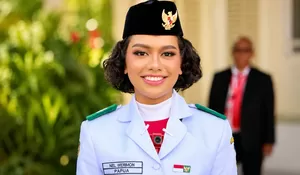 Orang Tua Neeltje Terharu, Putrinya Bawa Baki Merah Putih di Istana
