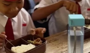 Guru Rela Masak untuk Murid, Curhatan SD Pelosok yang Belum Kebagian MBG Viral