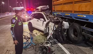 Diduga Pengemudi Tertidur Sesaat, Honda CRV Hancur Tabrak Truk Fuso di Tol Pandaan–Malang, 5 Tewas