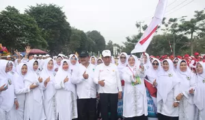 Wagub Sani Lepas Pawai Pembangunan HUT ke-81 RI, Semangat Kemerdekaan Menggema dari Jambi
