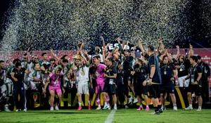 Persebaya Juara Piala Presiden 2026, Bernardo Tavares Serukan Bonek Penuhi GBT 15 Agustus