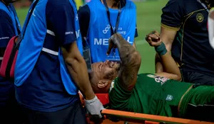 Alex Martins Diragukan Tampil di Laga Pembuka Super League 2026/2027, Persebaya Siapkan Alternatif