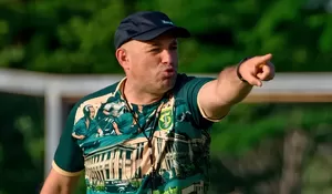 Persebaya Masih Simpan Satu Slot Pemain Asing, Bernardo Tavares Buka Tiga Opsi Jelang Super League 2026/2027