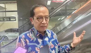 Soal Penundaan Transaksi Rekening Tokoh AMPB, OJK Imbau Masyarakat Tetap Tenang: Dana Perbankan Aman dan Dijamin LPS