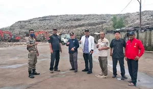 TPA Cipayung Depok Longsor Ganggu Pengangkutan Sampah, DLH Minta Warga Kurangi Sampah