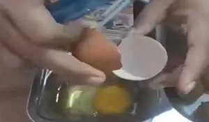 Video Viral Paket Makan Bergizi Gratis di SMA Jawa Barat Diduga Mentah