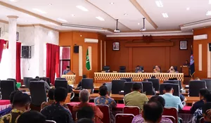 Pemko Payakumbuh Jawab Pandangan Fraksi DPRD soal Empat Ranperda Strategis