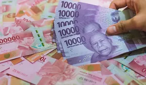 Tekanan Dolar AS Bikin Rupiah Tergelincir, Ini Pergerakan Mata Uang Asia