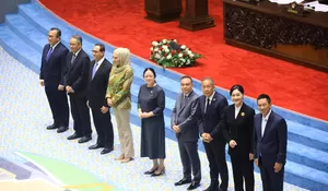 DPR Tetapkan Lima Anggota Dewan Komisioner OJK, Friderica Widyasari Dewi Jadi Ketua