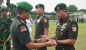 Danrem 042/Gapu Resmi Lantik Letkol Inf Aries Munandar Effendi sebagai Danyonif 142/Ksatria Jaya