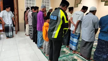 Satlantas Polres Blitar Perkuat Kamtibmas Lewat Patroli Subuh Berjamaah