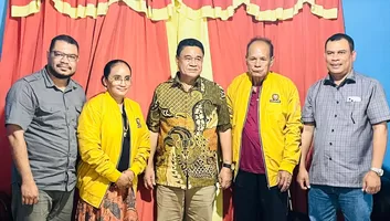 Geledek dari Selatan: Tokoh Besar Laimbonga Gabung Hanura, Peta Politik Sumba Timur Bergetar!