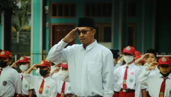 Pemerintah dan DPR Finalisasi Pengalihan Status Guru PPPK Jadi Pegawai Pusat, Buka Peluang Seleksi PNS 2027