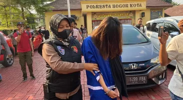 Polisi Tangkap Selebgram yang Promosikan Judol