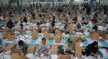 Pelipatan Surat Suara Pilkada 2024