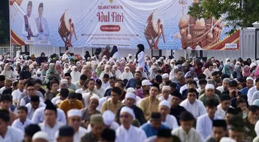 Salat Idulfitri 1446 Hijriyah di Lapangan Tegar Beriman