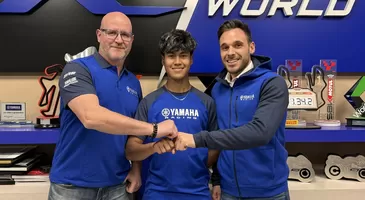 ALDI SATYA MAHENDRA BERGABUNG DENGAN AS RACING TEAM